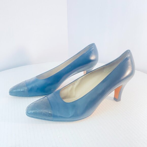 Salvatore Ferragamo Lorence Pumps – Made in Italy – Size 10 - Picture 5 of 17